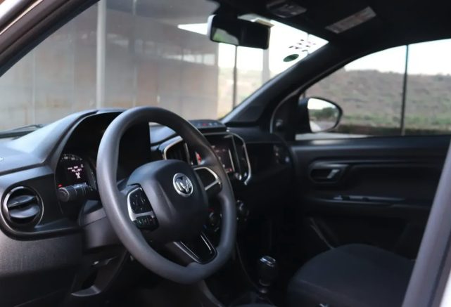 Ram 700 1.3 SLT Reg Cab FWD foto 4